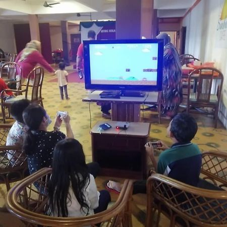 Mersing Merlin Inn Bagian luar foto