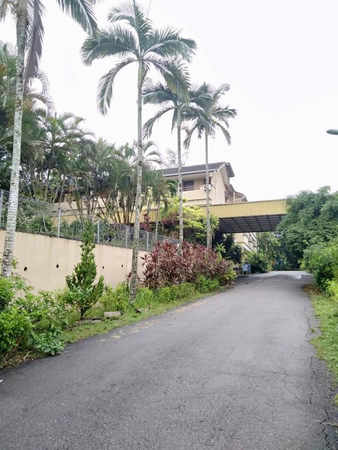 Mersing Merlin Inn Bagian luar foto