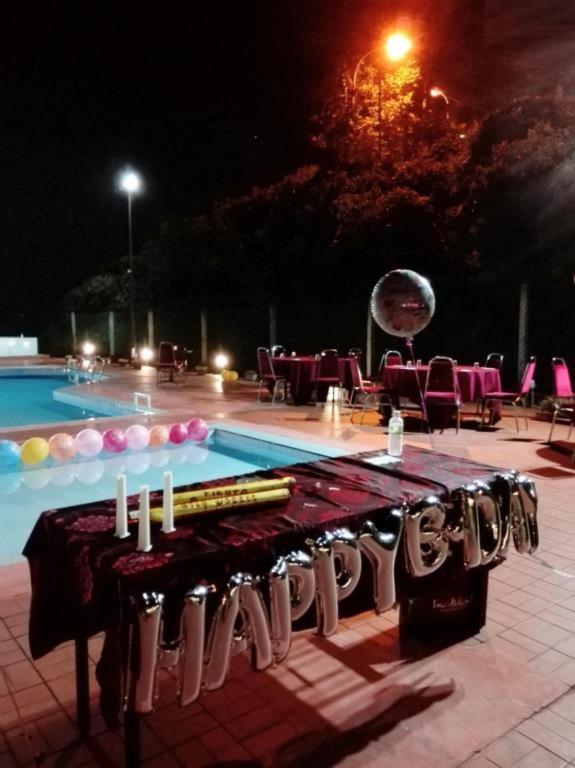 Mersing Merlin Inn Bagian luar foto